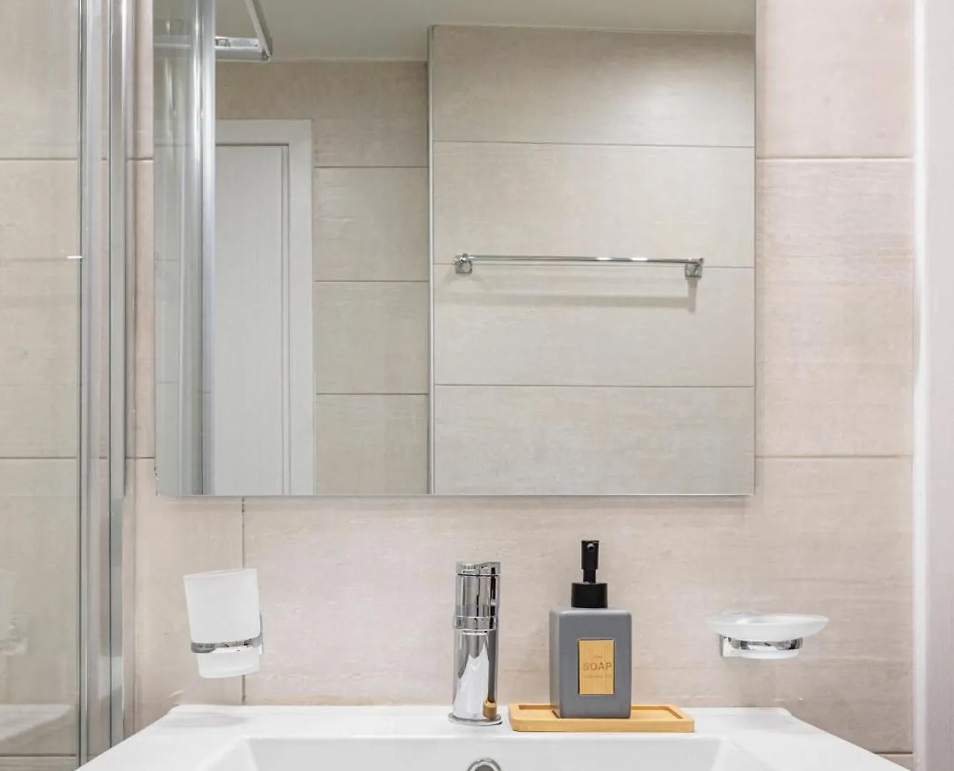 테살로니키 Rotunda Living Nr12 아파트